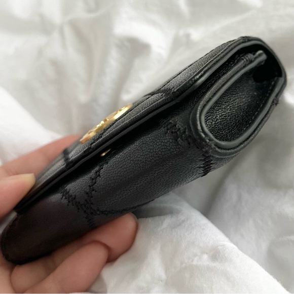 Tory Burch card holder - Picture 5 of 9